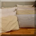 Z08. Pillows. 
